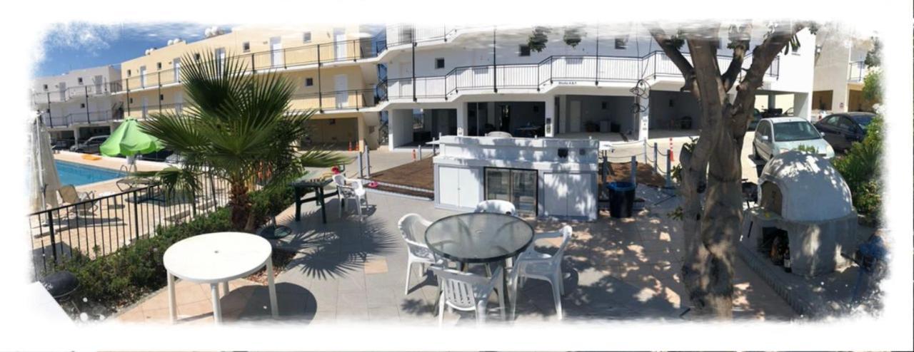 Panoramic Holidays 佩亚 外观 照片