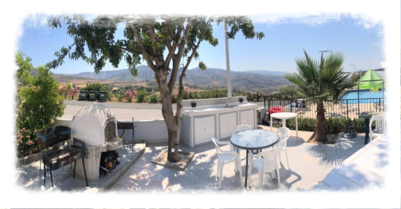 Panoramic Holidays 佩亚 外观 照片